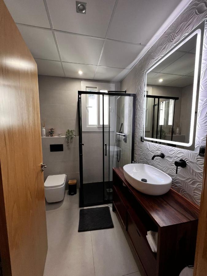 Luxury New 6 Pax Apart Downtown. Apartment Cordoba Luaran gambar